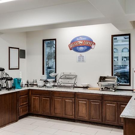 Baymont By Wyndham Spokane Extérieur photo
