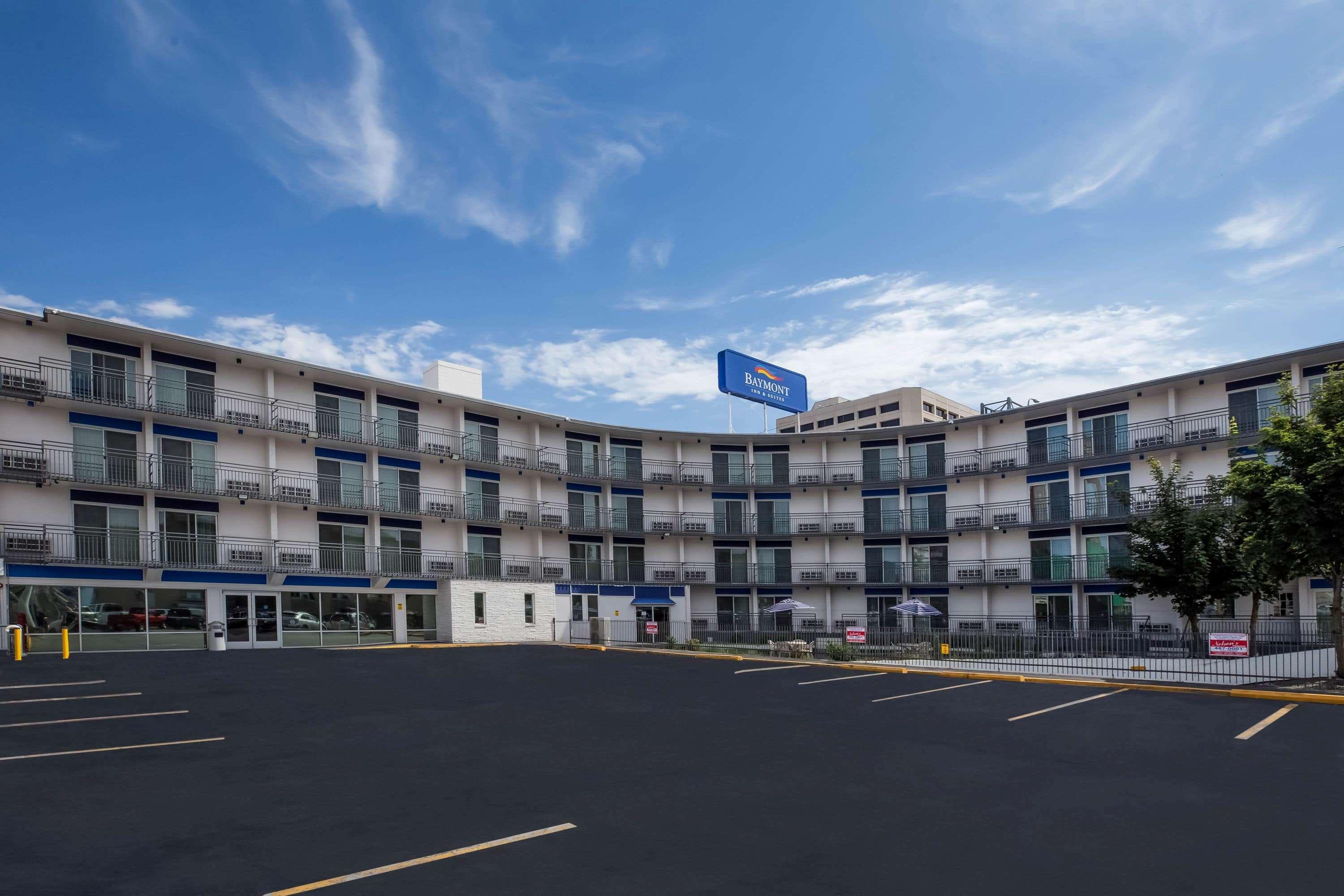 Baymont By Wyndham Spokane Extérieur photo