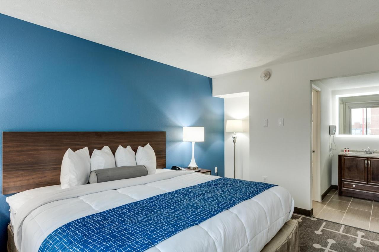 Baymont By Wyndham Spokane Extérieur photo